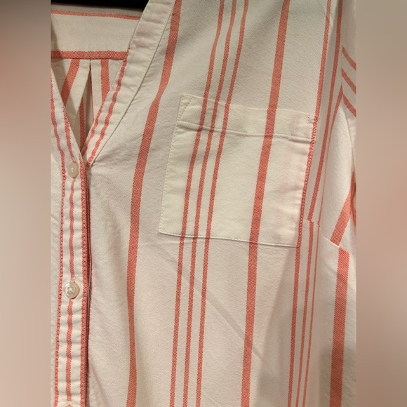 J. Crew Factory Women's Button Down Shirt Medium 100% Cotton with tie Sleeves - Picture 4 of 9